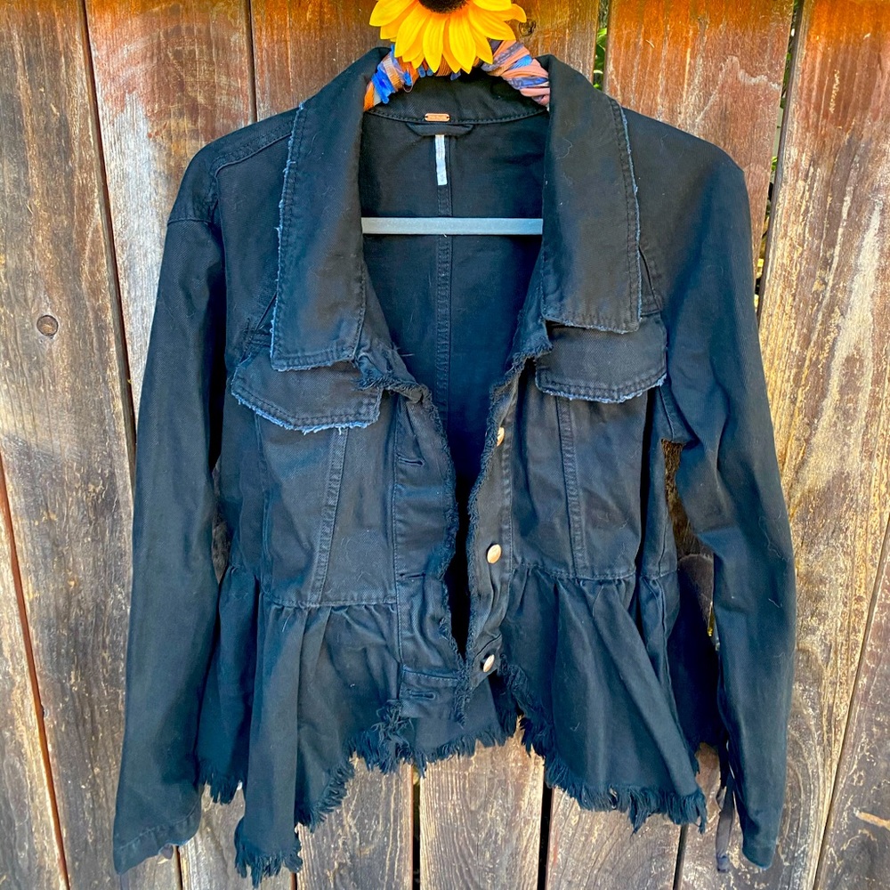 Denim & Detailed! Free People fabulous black coat!